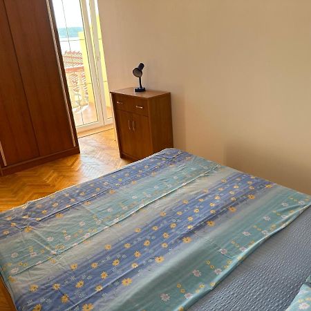 Apartment 4 Persons - Direct By The Sea, 1St Floor Ljubač Exteriör bild