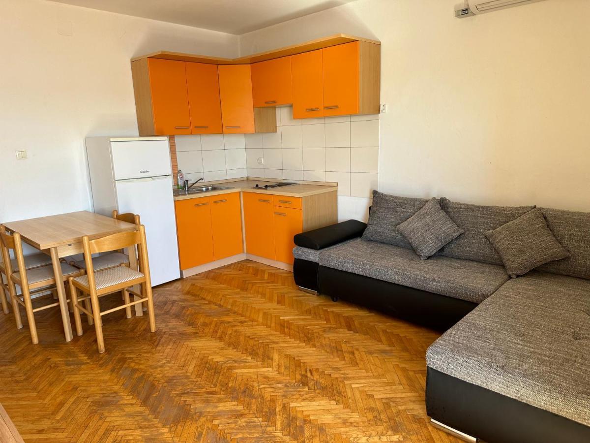 Apartment 4 Persons - Direct By The Sea, 1St Floor Ljubač Exteriör bild